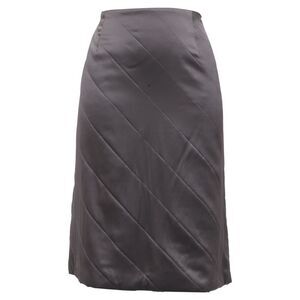 Oscar De La Renta Knee Length Skirt in Grey Silk